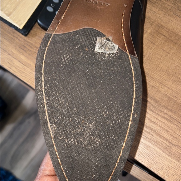 Aldo Men's Classic Black Leather Oxfords - Picture 8 of 9